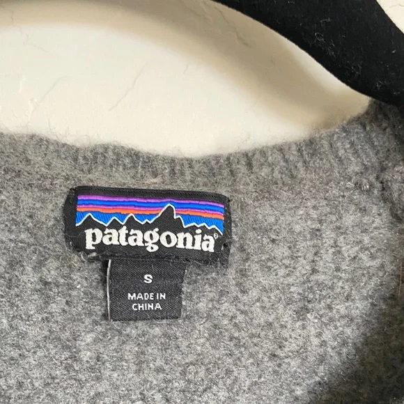 Patagonia Gray Crewneck Knit Sweater - Picture 2 of 6